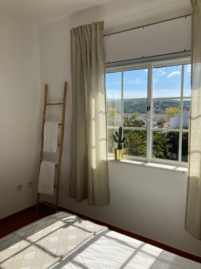 Guesthouse Releash Алжезур Экстерьер фото