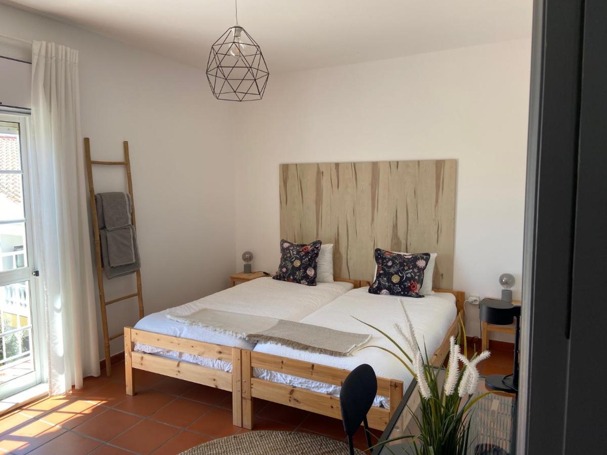 Guesthouse Releash Алжезур Экстерьер фото